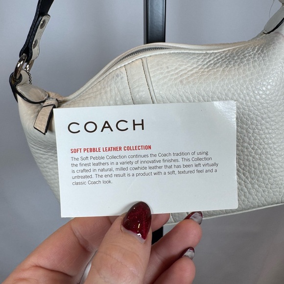 Coach White Pebbled Leather Baguette Bag – NWT flaws - Picture 15 of 16